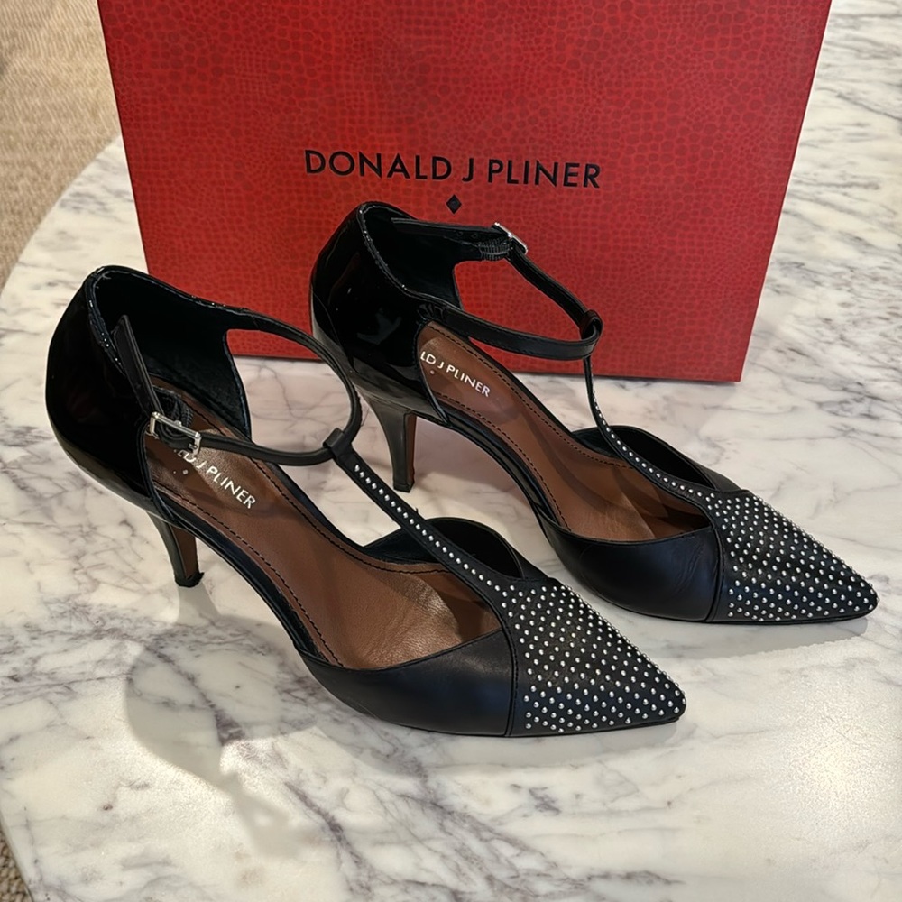 Donald J Pliner T-Strap Pump